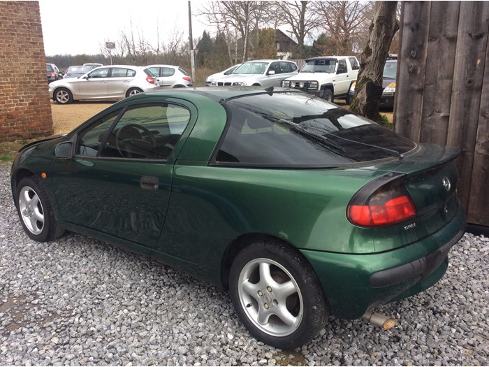 Opel tigra 1998