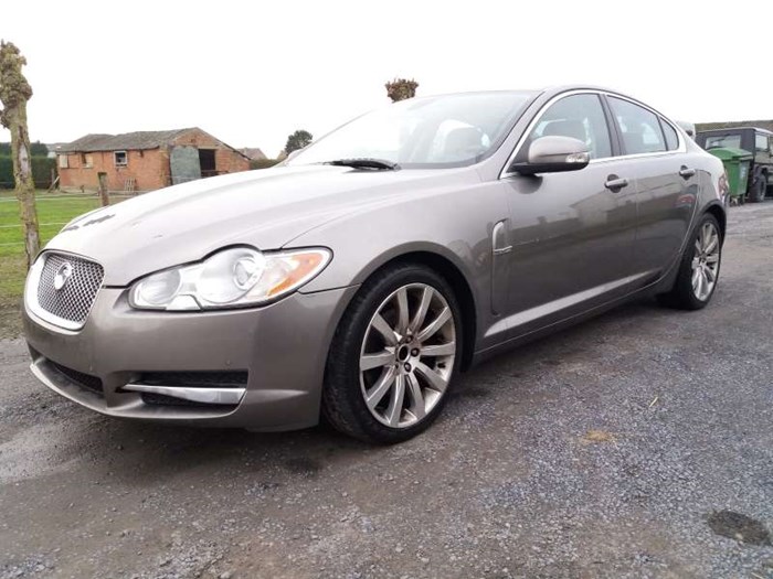 Обвес jaguar xf 2008